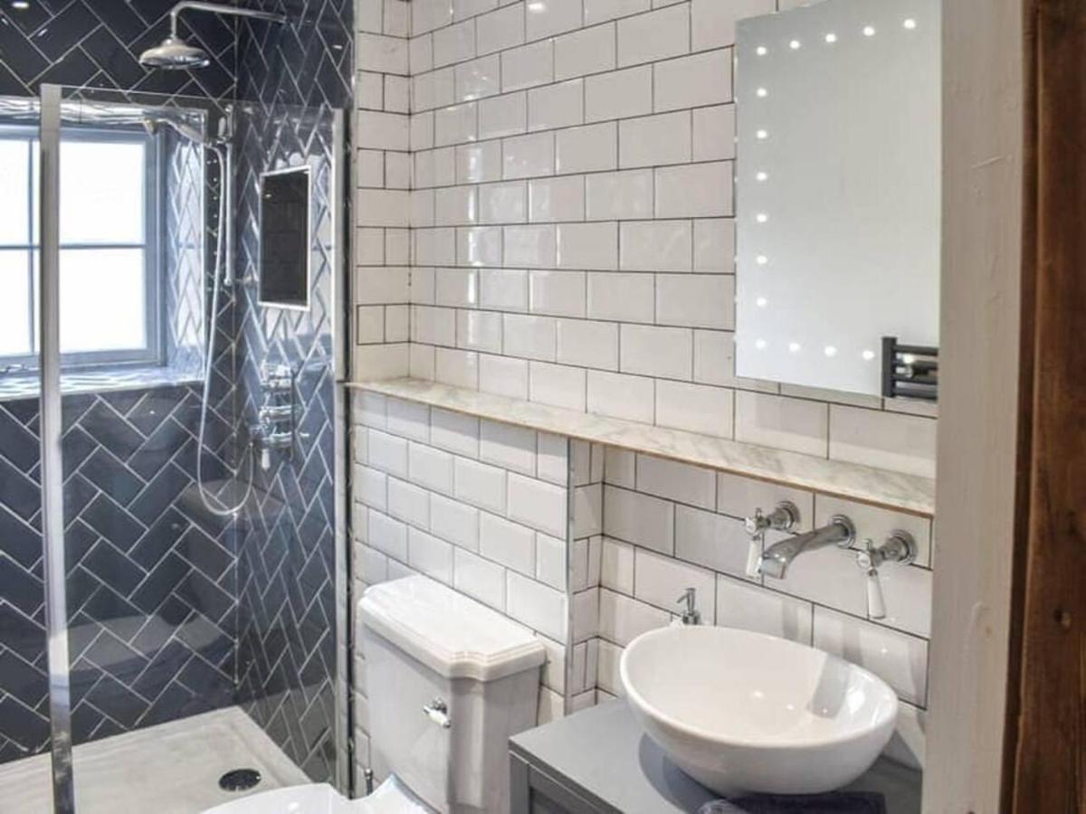 Cosy 2 Bedroom In A World Heritage Village Holiday home *